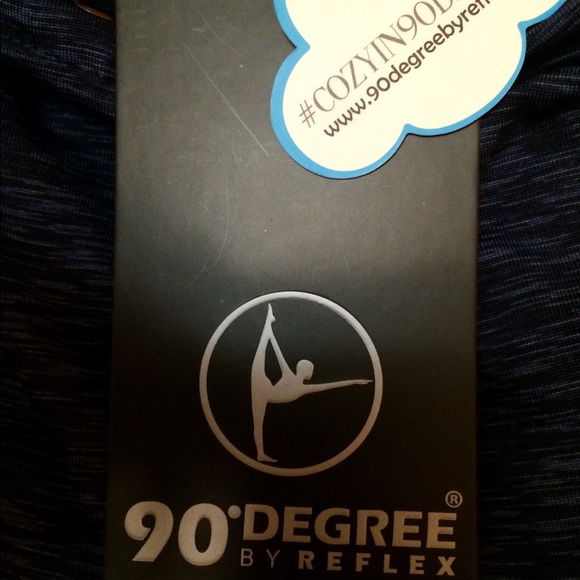 🆕 90 Degree by Reflex Funnel Neck Pull Over Hoodie - Picture 6 of 7